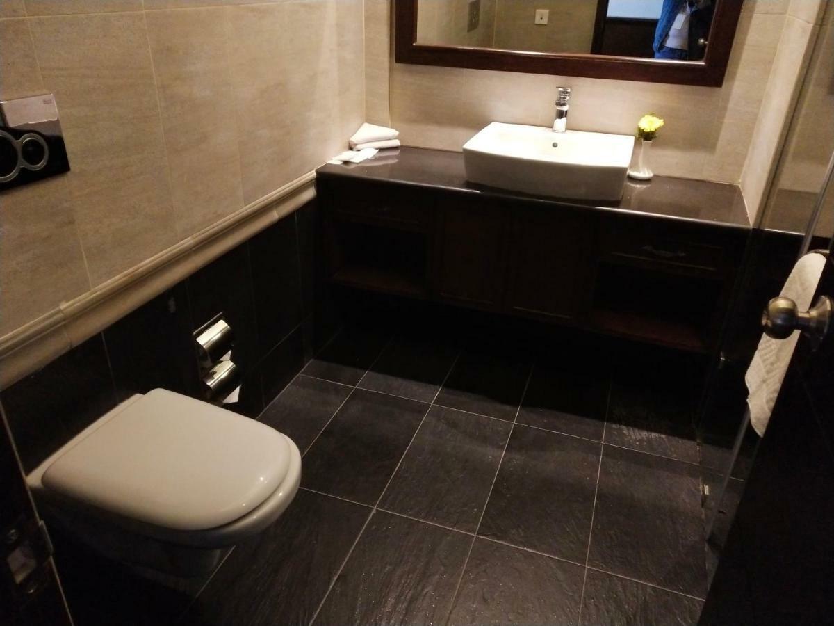 Chandragiri Hills Resort Thānkot Dış mekan fotoğraf