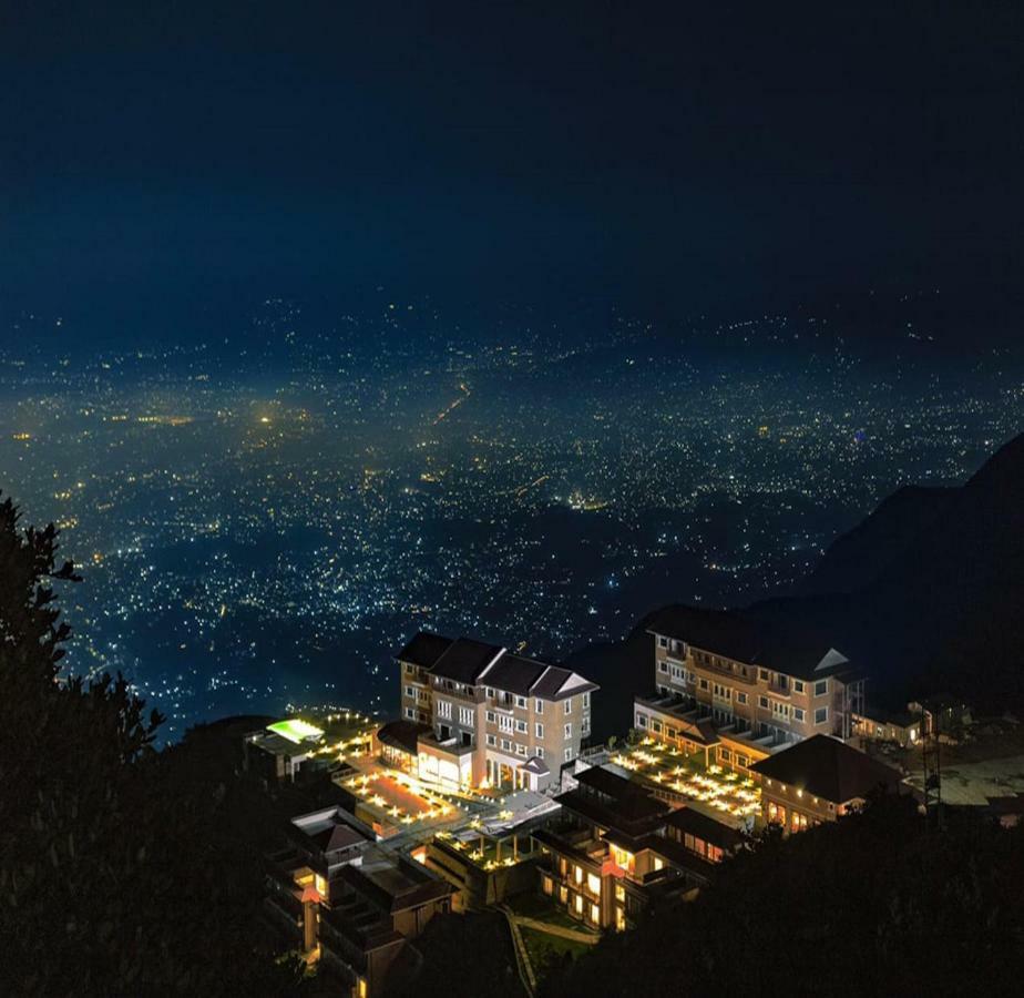 Chandragiri Hills Resort Thānkot Dış mekan fotoğraf